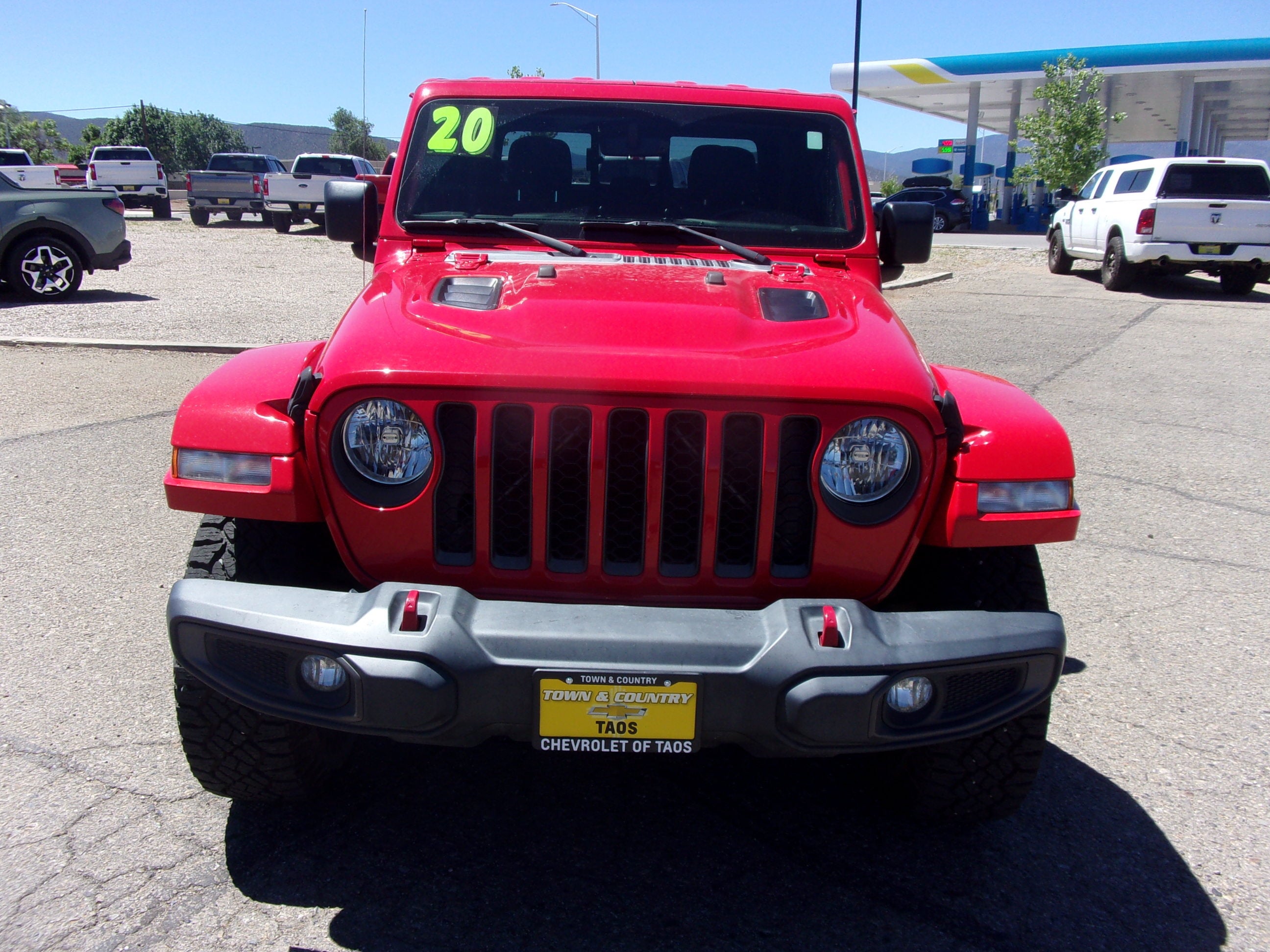 2020 Jeep Gladiator — side profile view